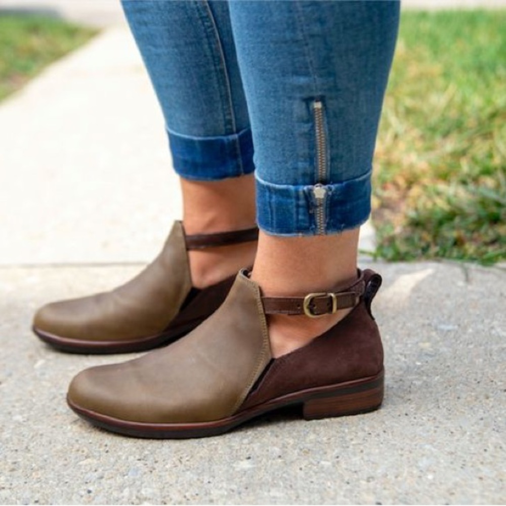 Naot Kamsin Two Toned Slip On Ankle Booties‎ green and brown leather ankle strap - Picture 9 of 10